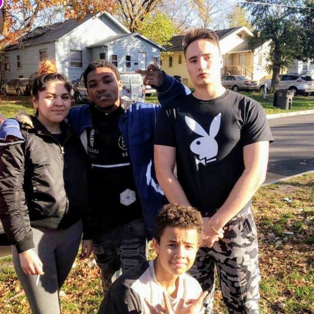 Meet your Posher, Quenton